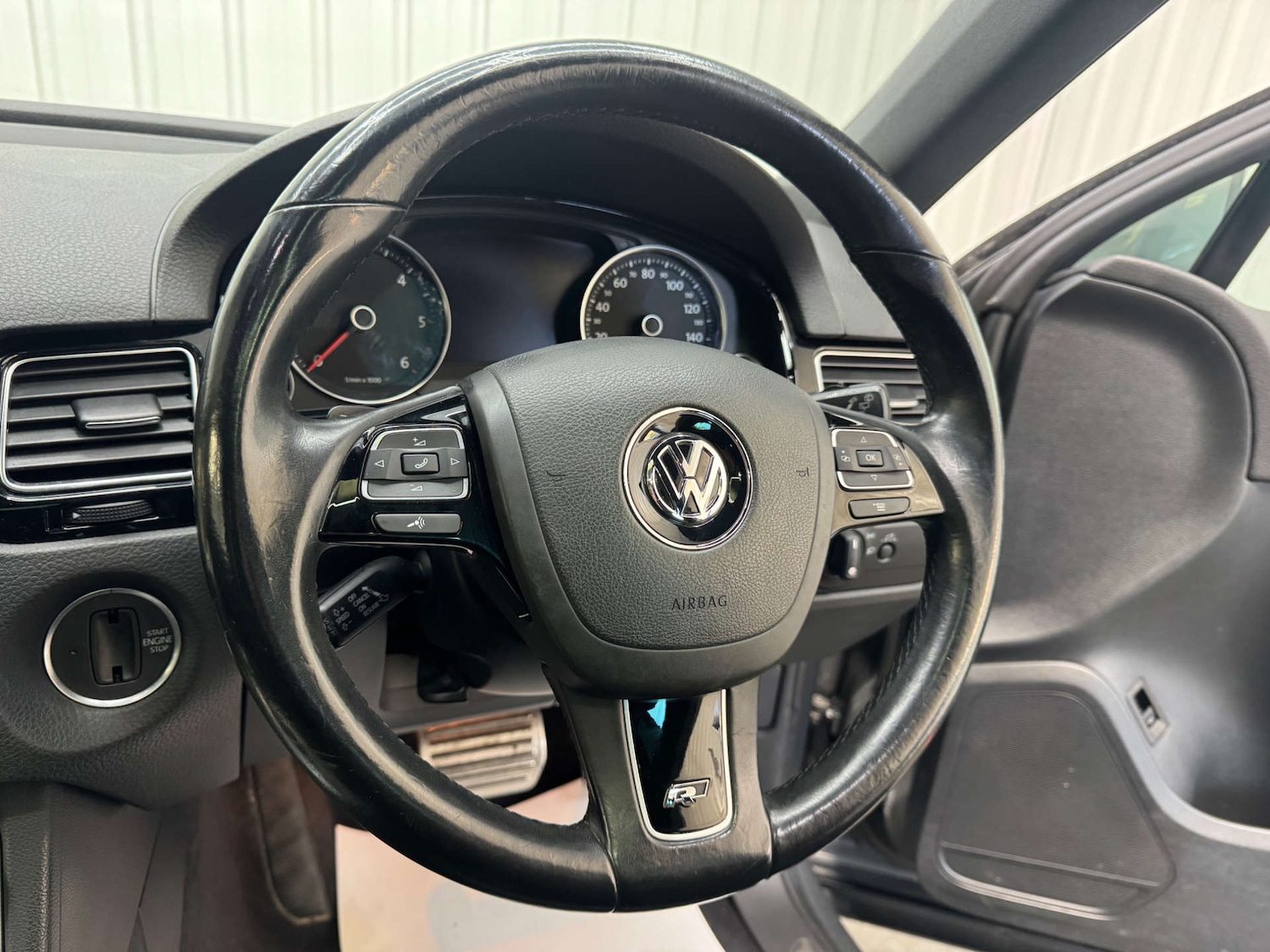 Used Volkswagen Touareg 2015 for sale - 77236257: Photo 77