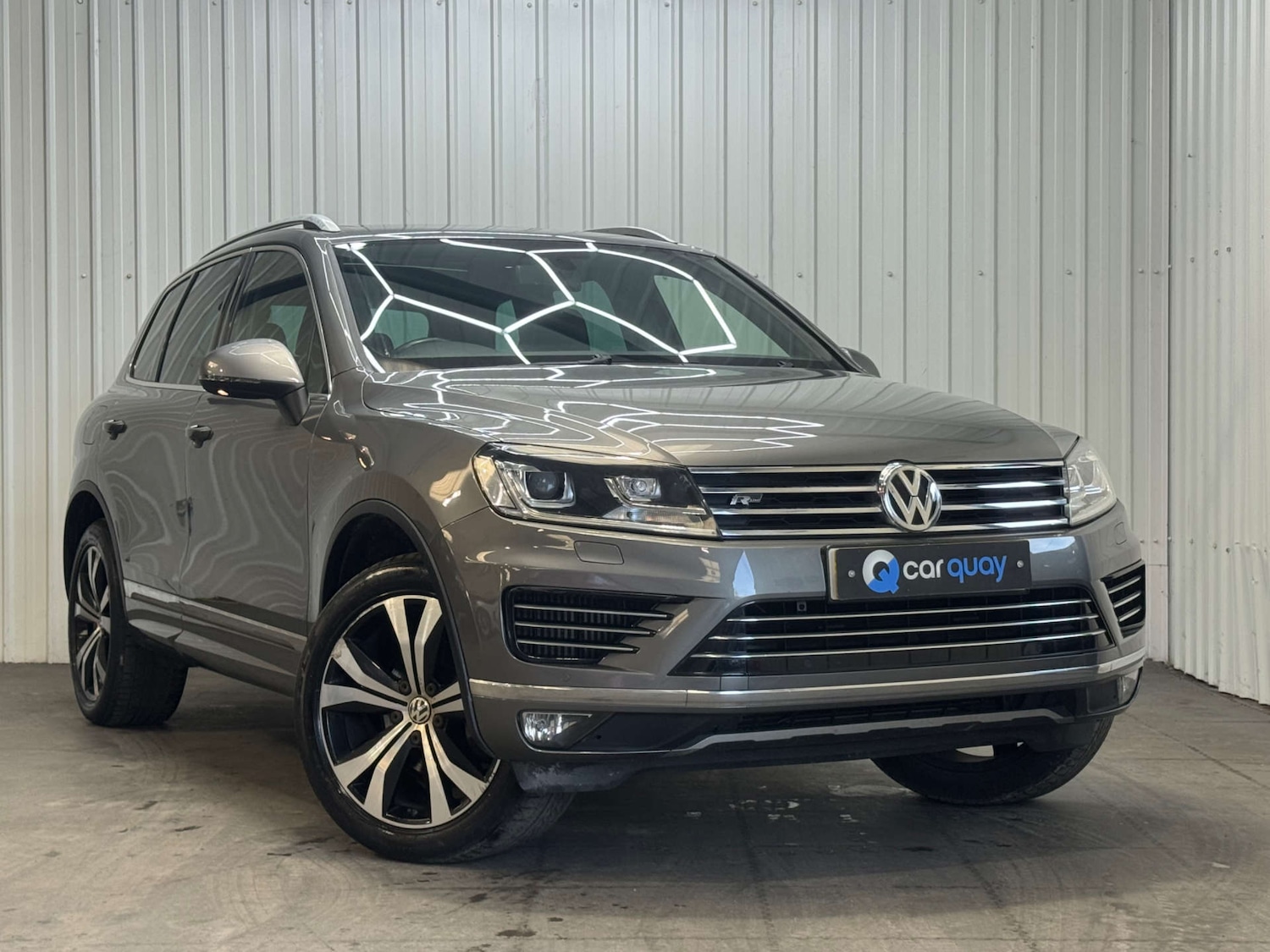 Used Volkswagen Touareg 2015 for sale - 77236257: Photo 91