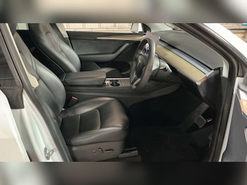 Used Tesla Model Y 2023 for sale - 79276740: Photo