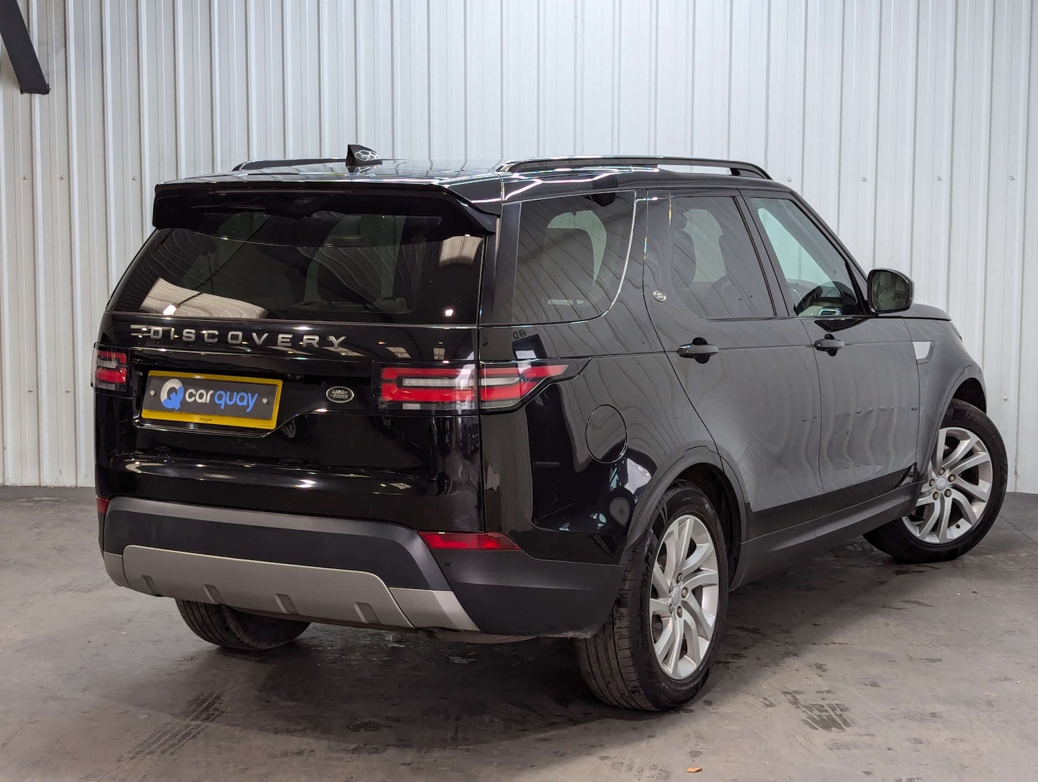 Used Land Rover Discovery 2017 for sale - 76471359: Photo 10