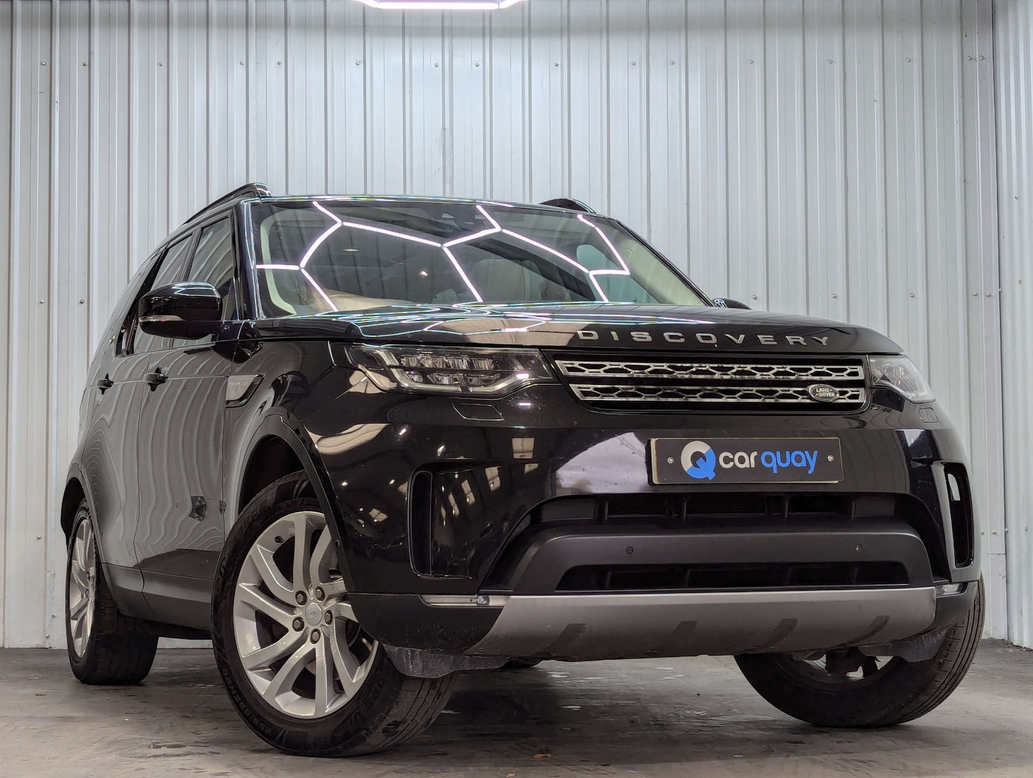 Used Land Rover Discovery 2017 for sale - 76471359: Photo 4