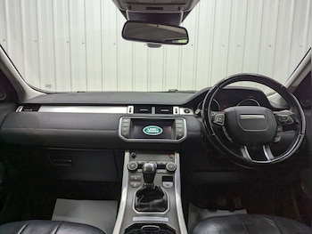 Used Land Rover Range Rover Evoque 2017 for sale - 77964810: Photo