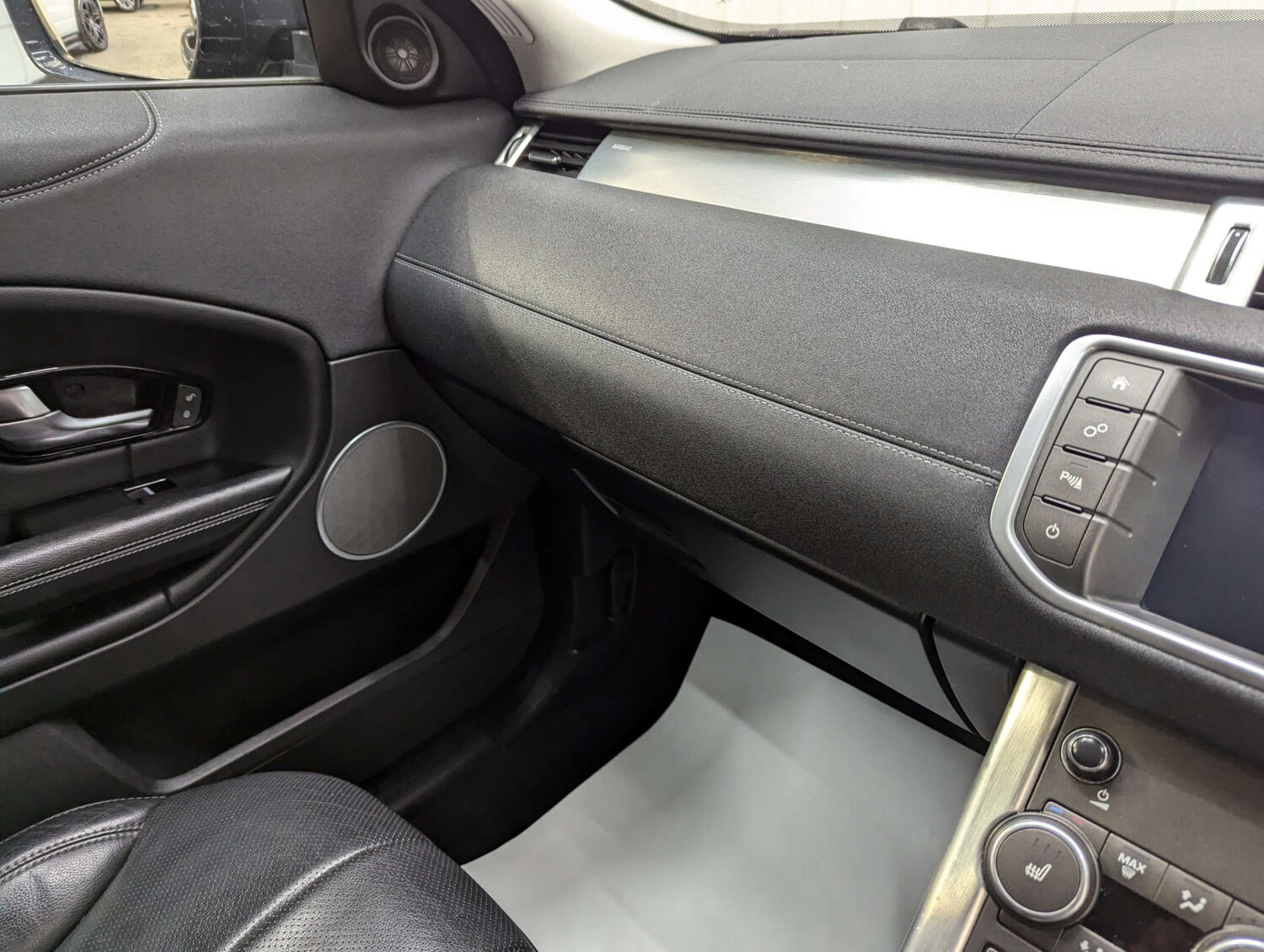 Used Land Rover Range Rover Evoque 2017 for sale - 77964810: Photo 87