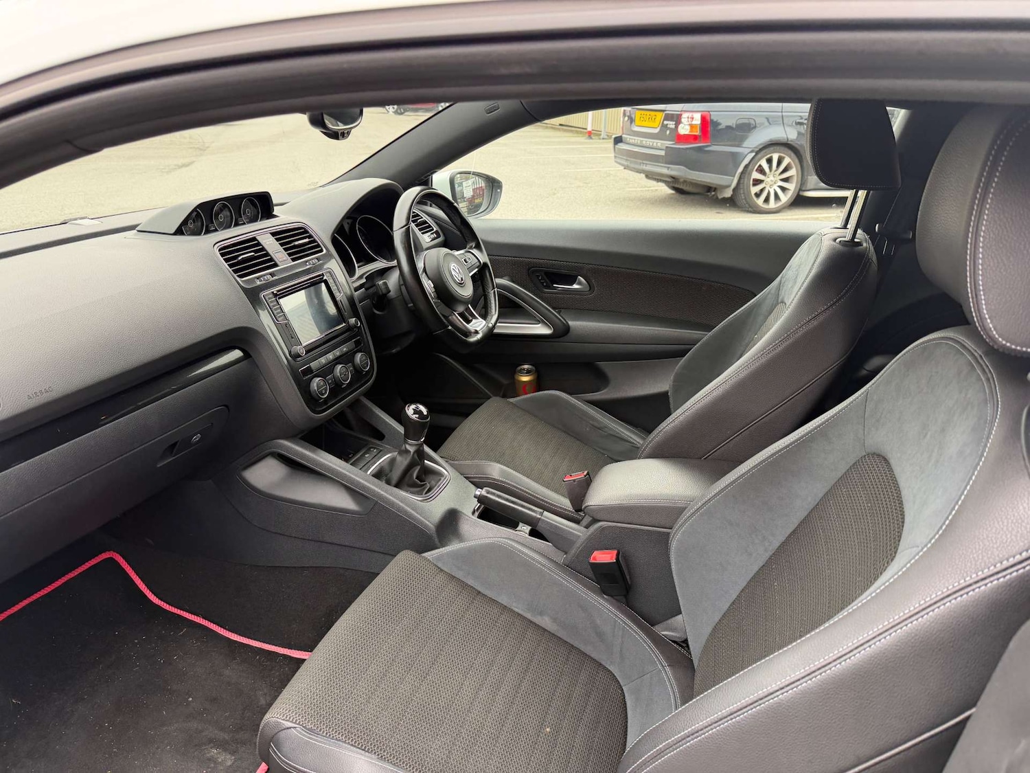 Used Volkswagen Scirocco 2017 for sale - 77736152: Photo 11