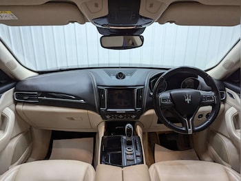 Used Maserati Levante 2018 for sale - 77366733: Photo