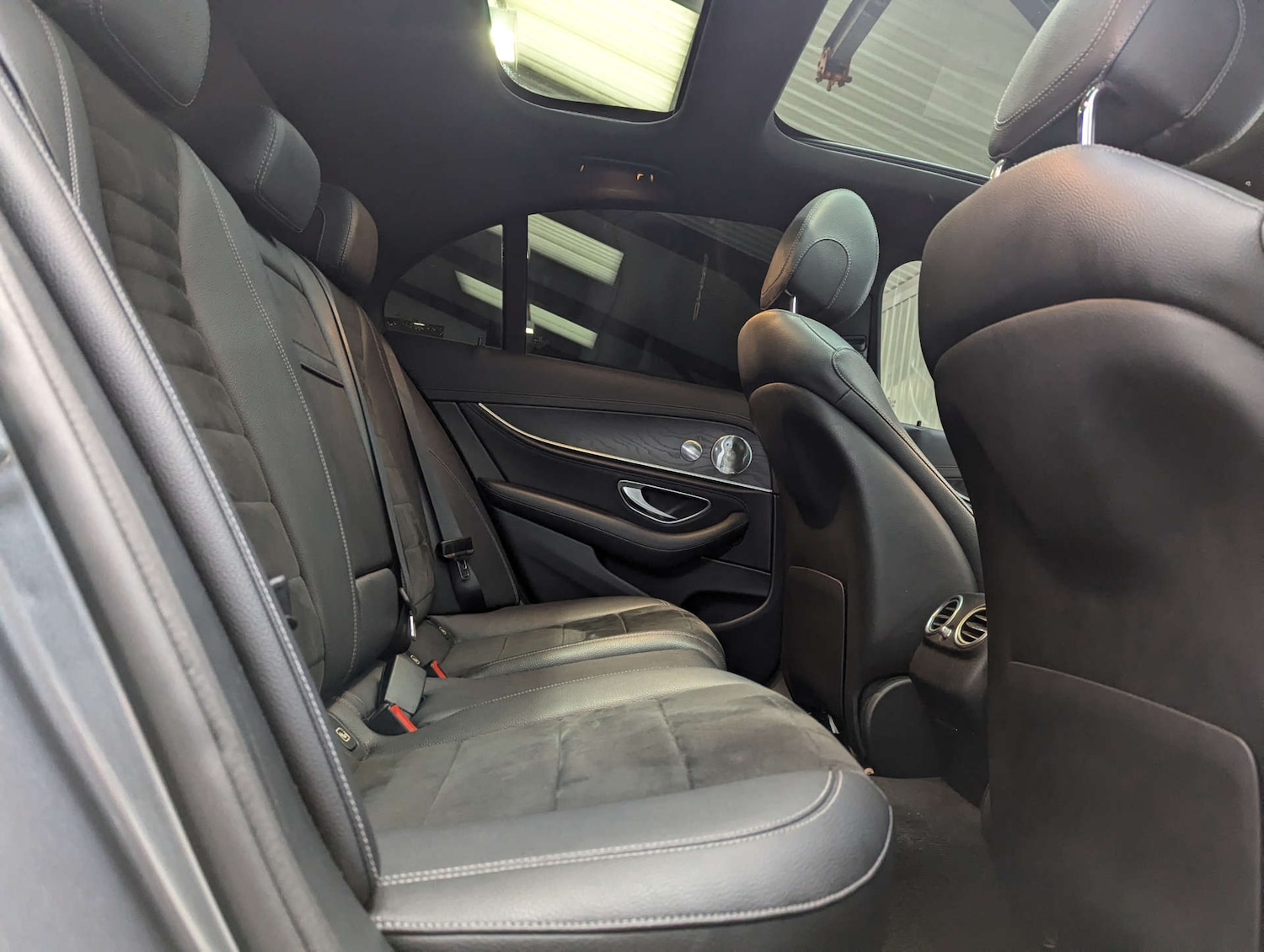 Used Mercedes-Benz E Class 2020 for sale - 76957765: Photo 61