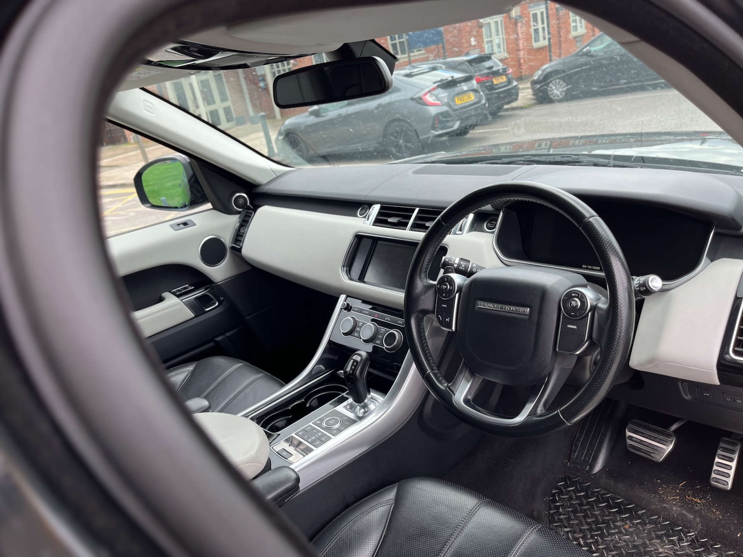 Used Land Rover Range Rover Sport 2016 for sale - 76401878: Photo 19