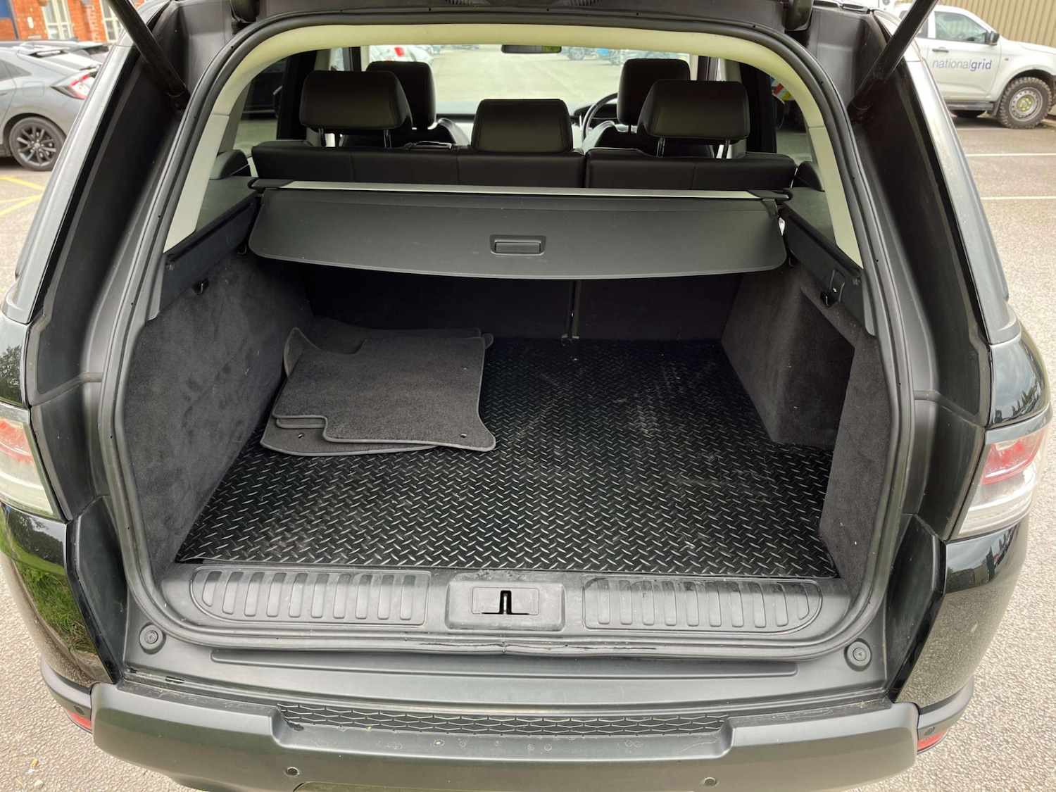 Used Land Rover Range Rover Sport 2016 for sale - 76401878: Photo 28