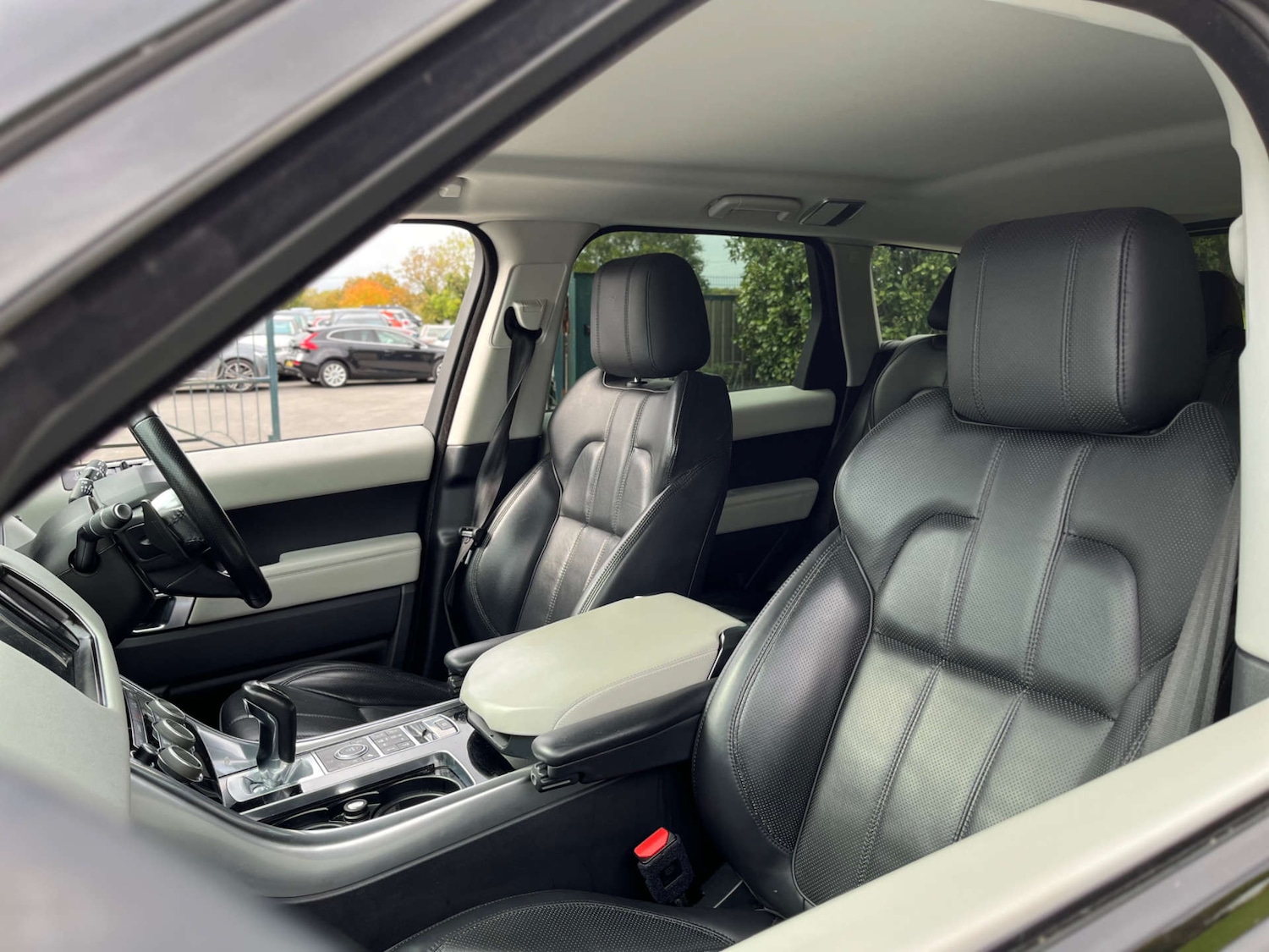 Used Land Rover Range Rover Sport 2016 for sale - 76401878: Photo 34