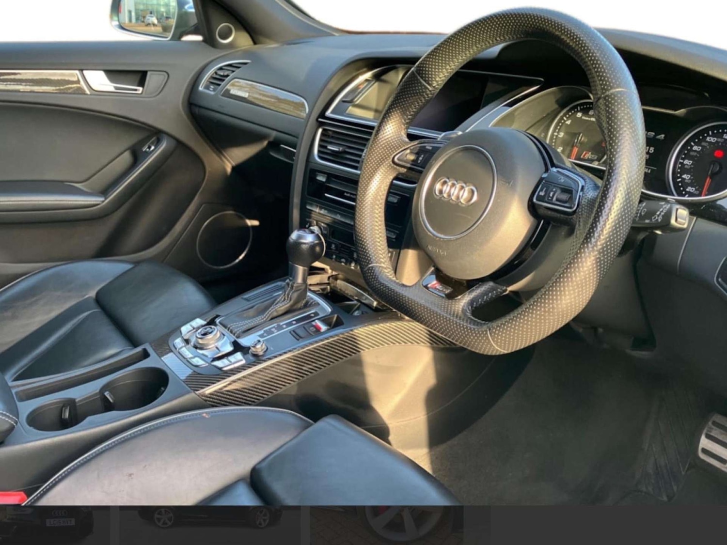 Used Audi A4 2015 for sale - 76583411: Photo 4