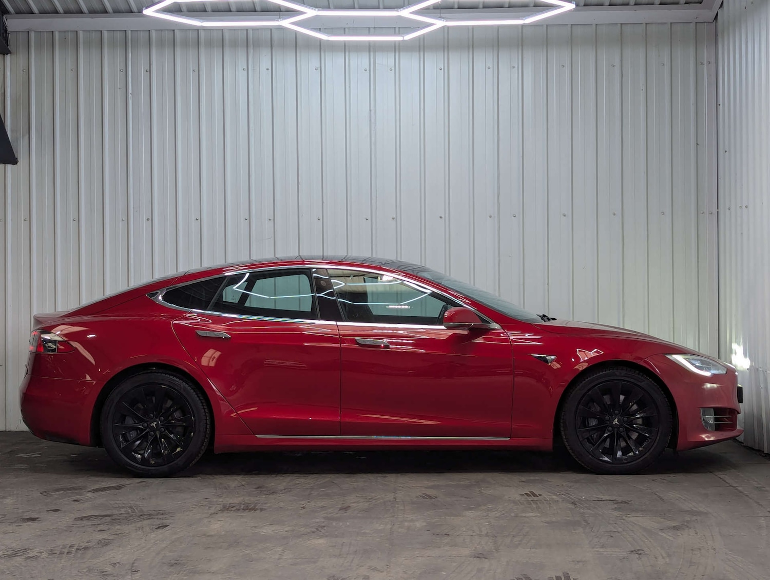 Used Tesla Model S 2019 for sale - 77872422: Photo 15