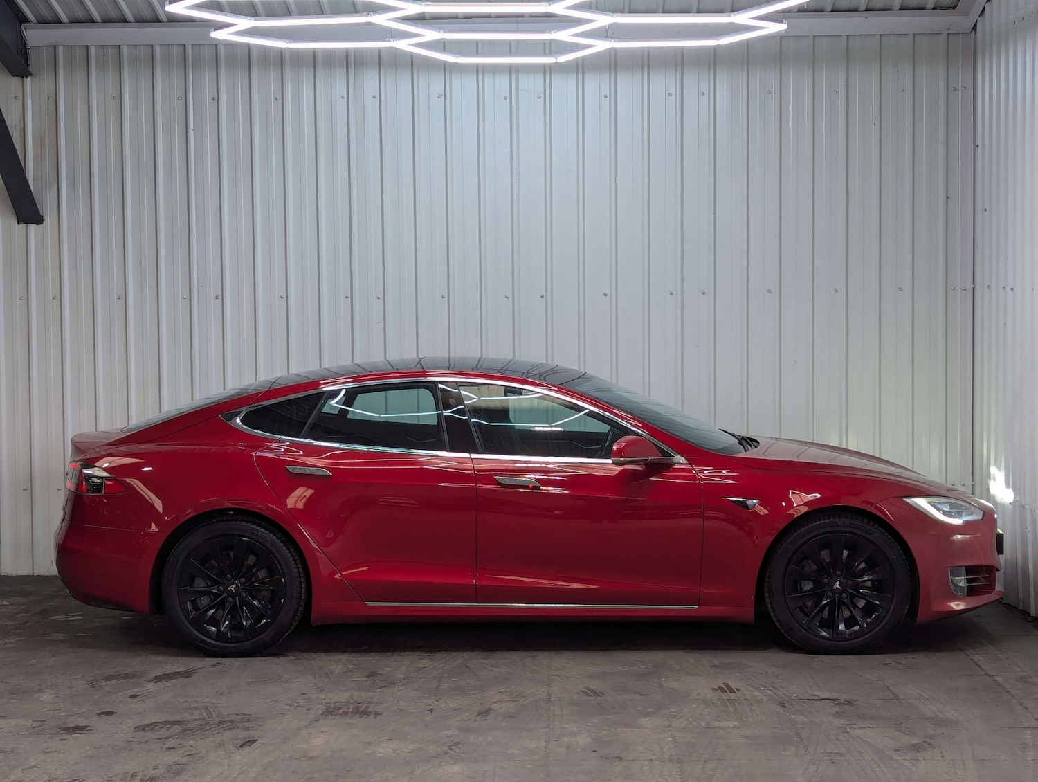 Used Tesla Model S 2019 for sale - 77872422: Photo 17