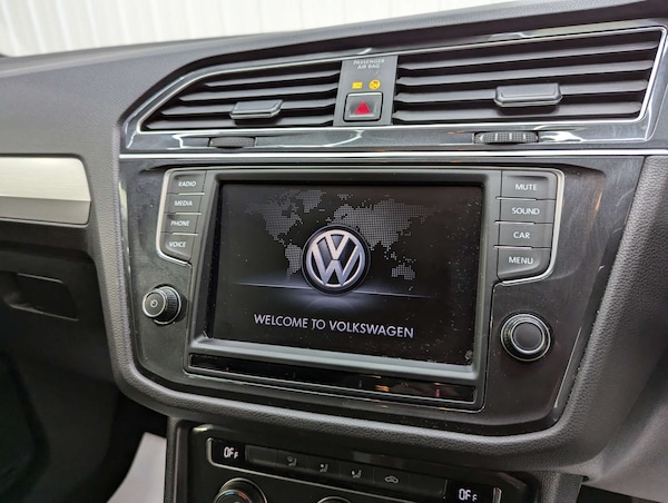 Used Volkswagen Tiguan 2017 for sale - 76278131: Photo 85
