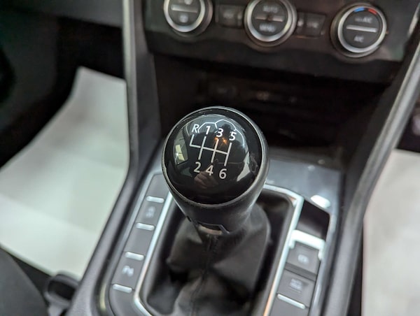Used Volkswagen Tiguan 2017 for sale - 76278131: Photo 90