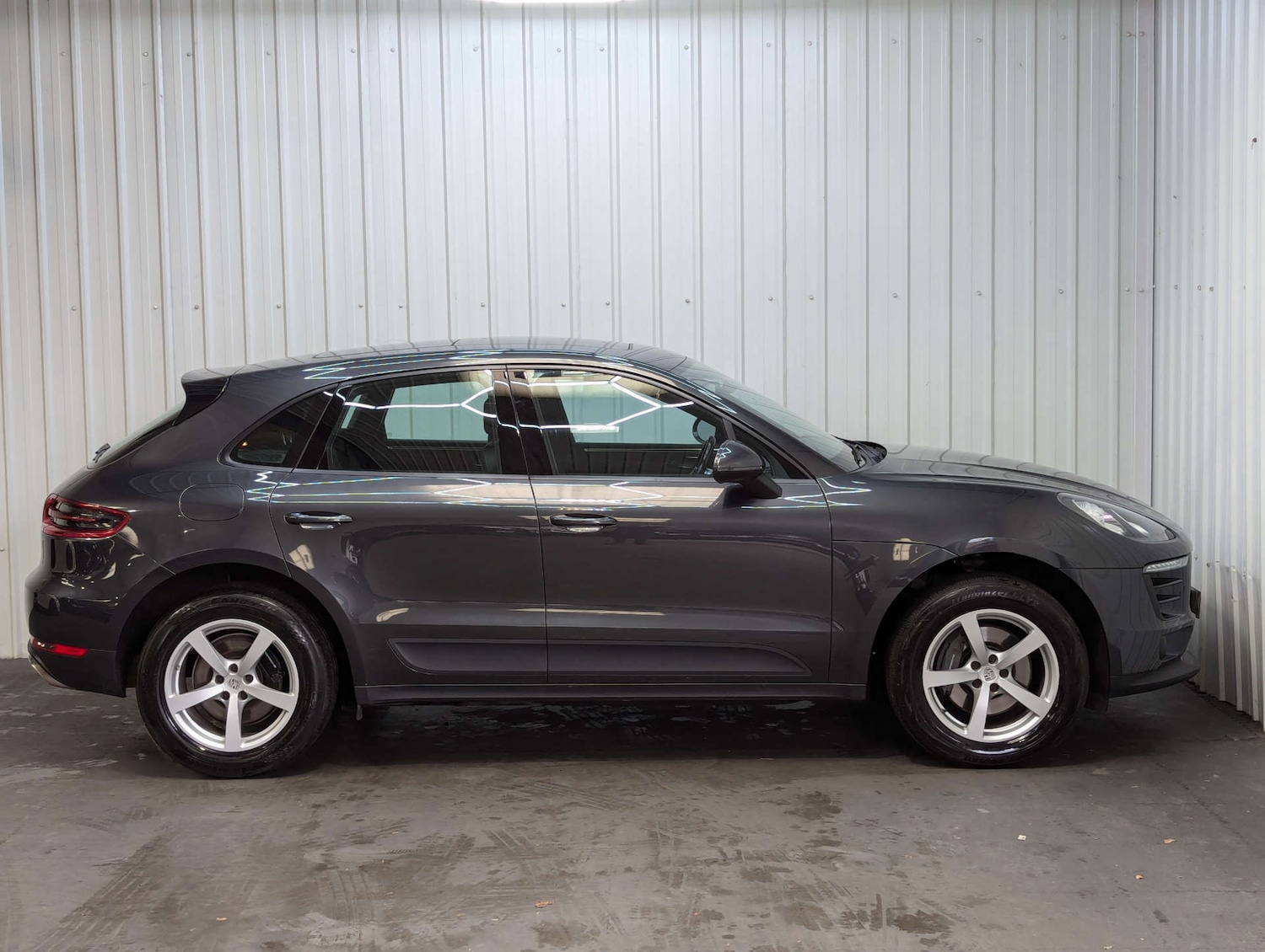 Used Porsche Macan 2016 for sale - 76278169: Photo 14