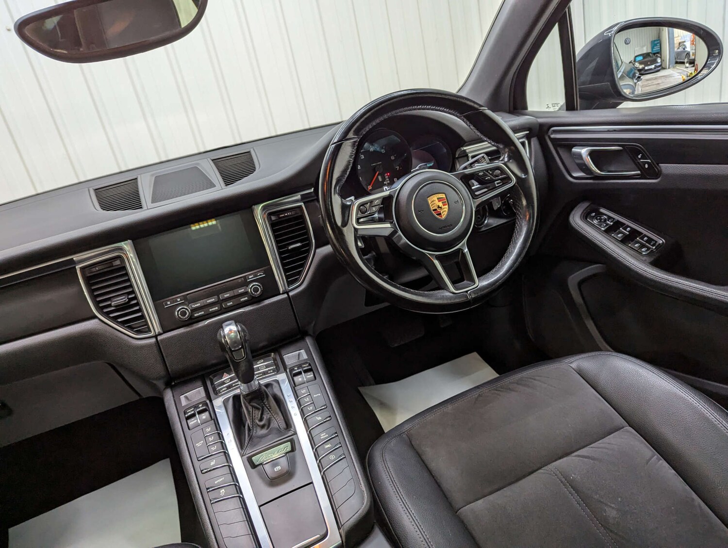 Used Porsche Macan 2016 for sale - 76278169: Photo 47