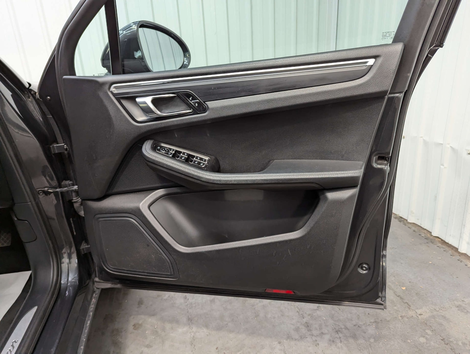 Used Porsche Macan 2016 for sale - 76278169: Photo 53