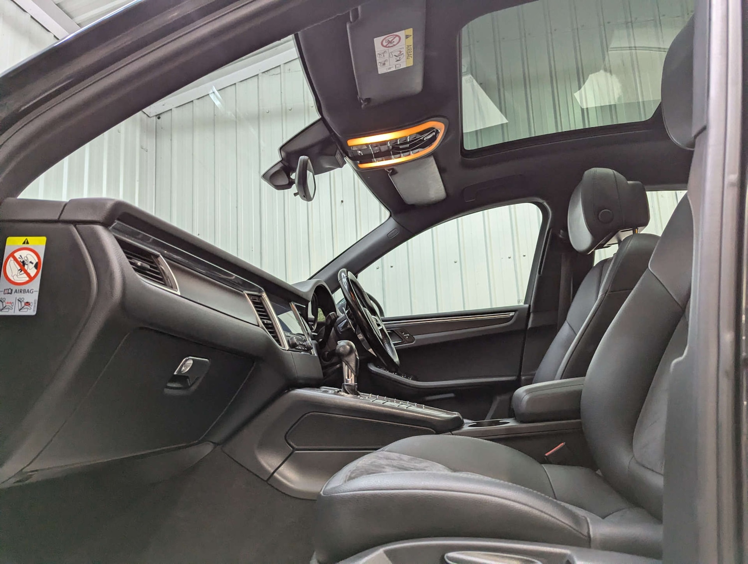 Used Porsche Macan 2016 for sale - 76278169: Photo 55