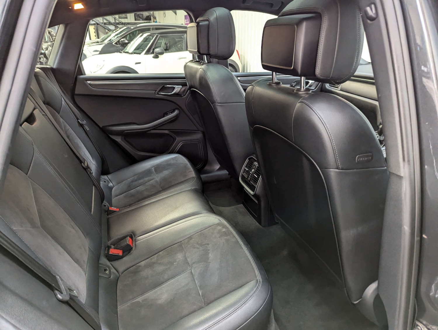 Used Porsche Macan 2016 for sale - 76278169: Photo 60