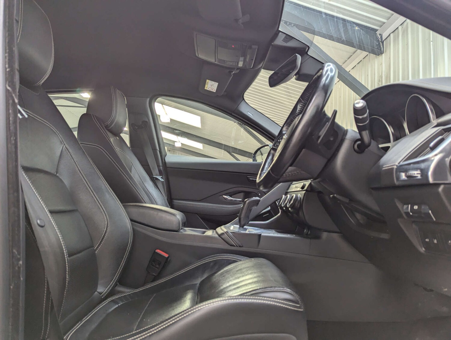 Used Jaguar E-Pace 2018 for sale - 76601790: Photo 53