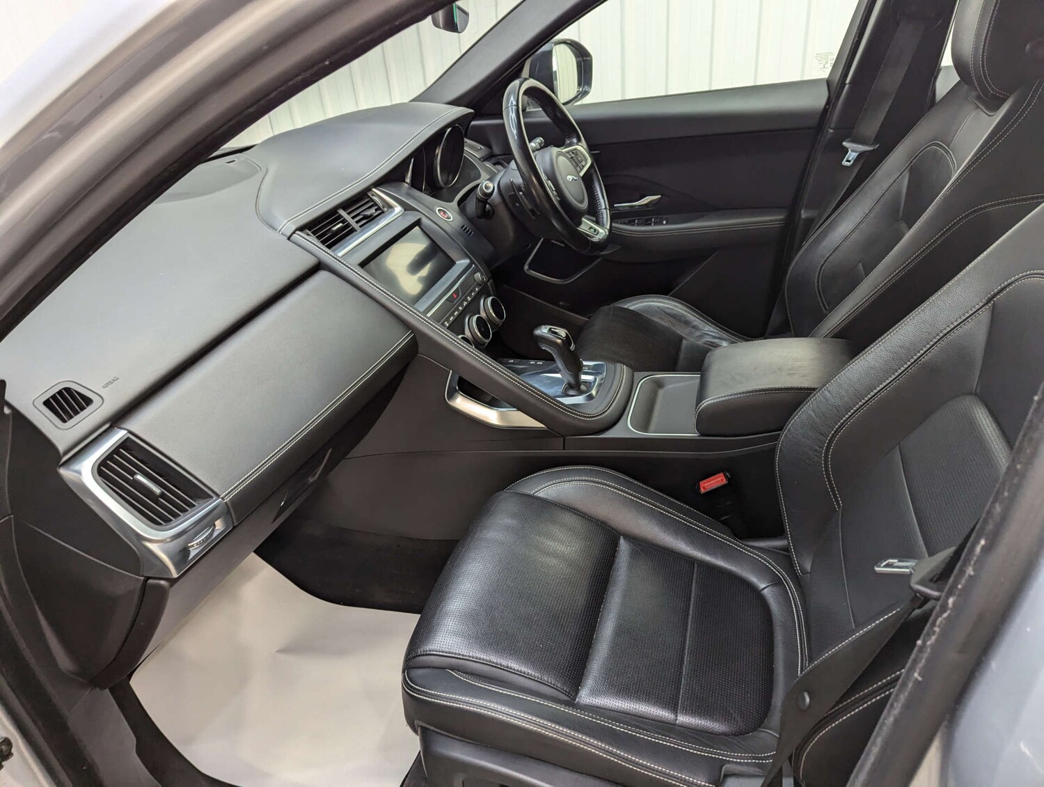 Used Jaguar E-Pace 2018 for sale - 76601790: Photo 56