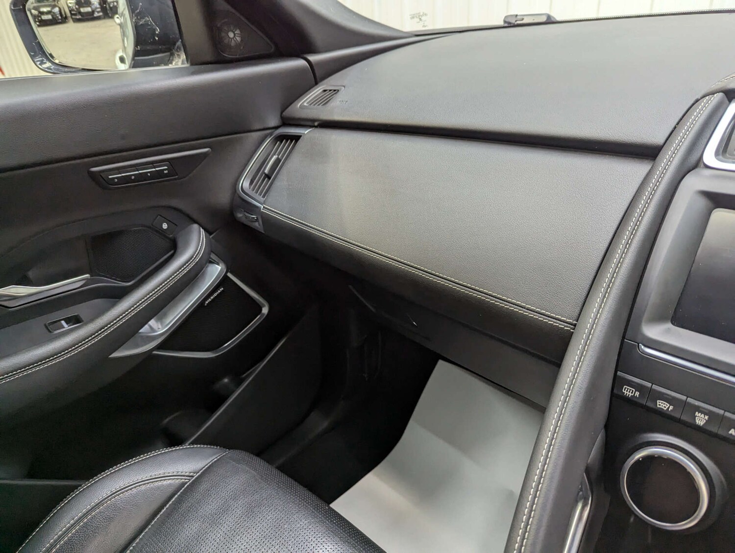 Used Jaguar E-Pace 2018 for sale - 76601790: Photo 86