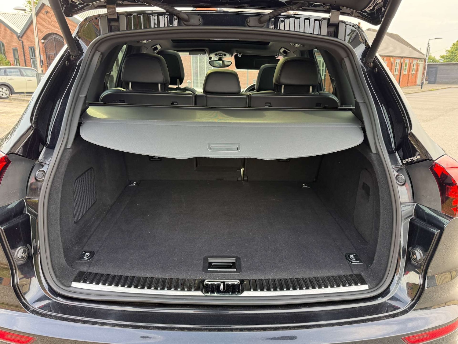Vehicle 25