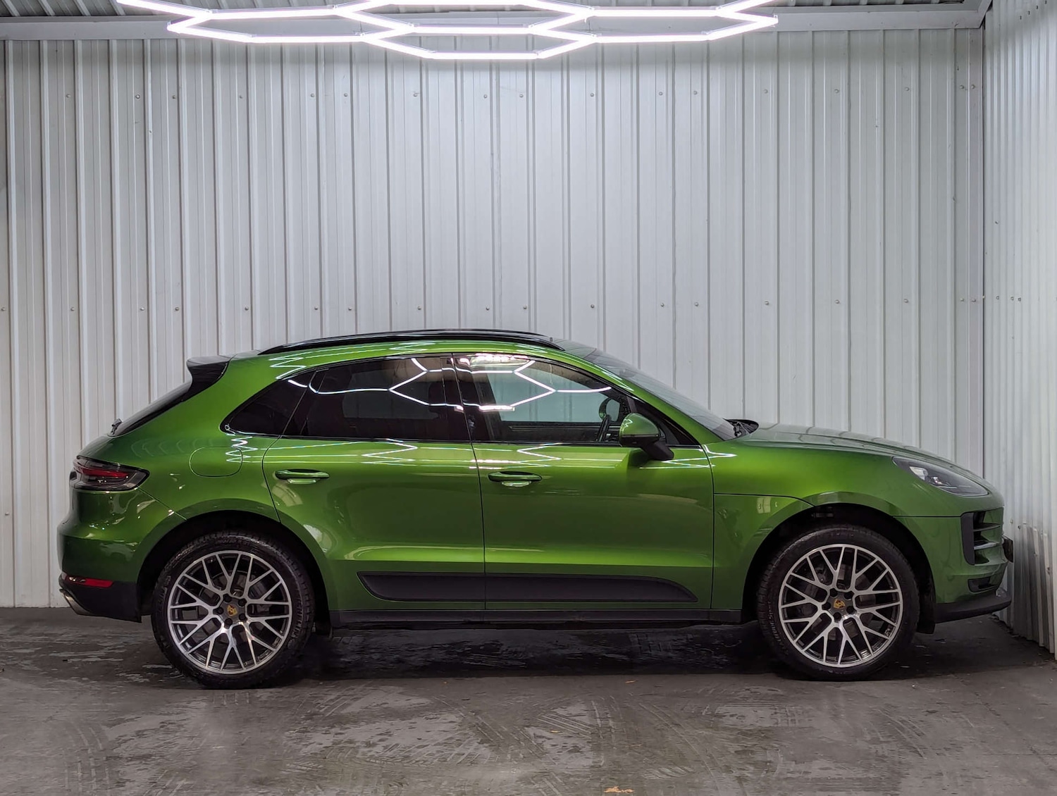 Used Porsche Macan 2019 for sale - 76682725: Photo 14