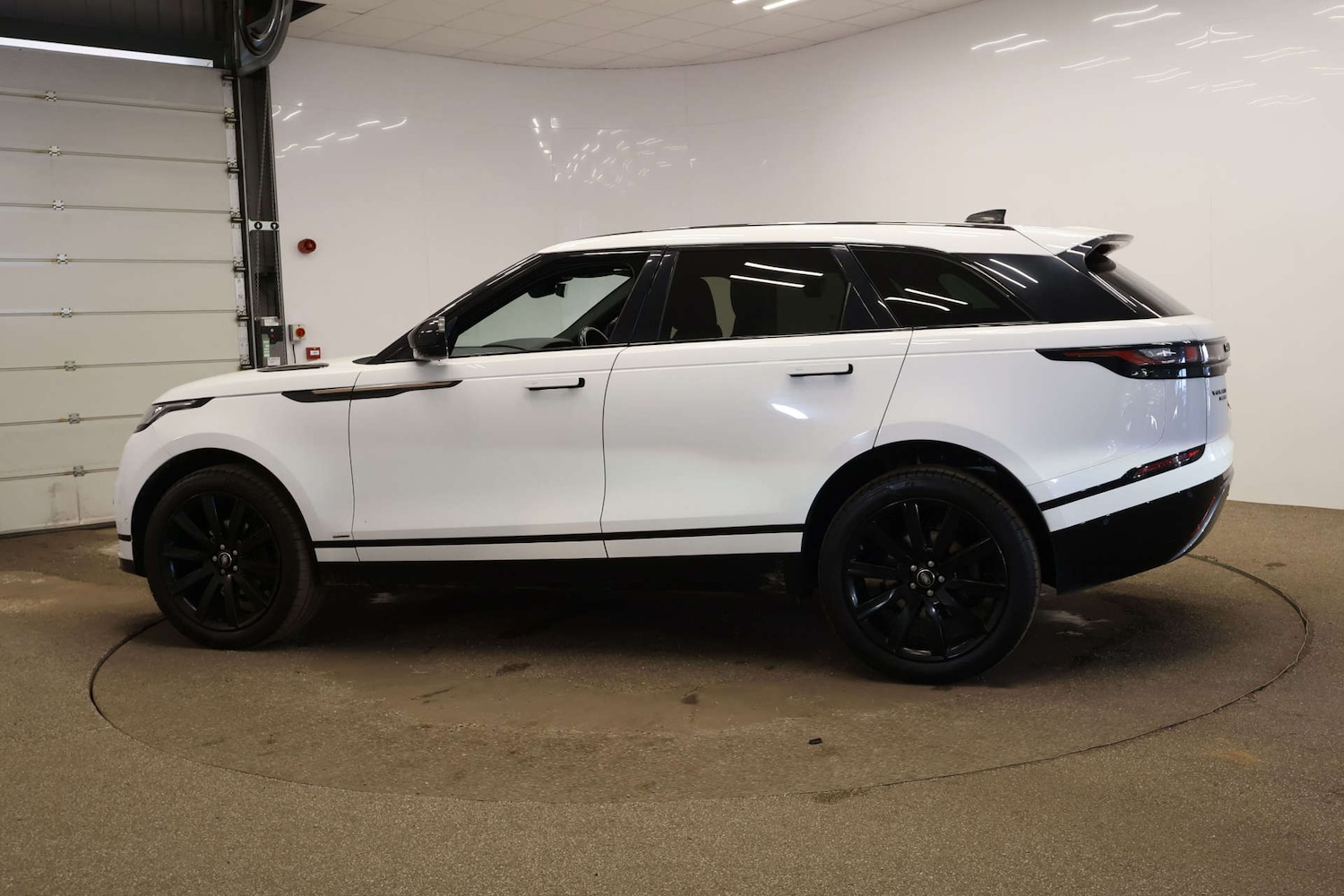 Used Land Rover Range Rover Velar 2018 for sale - 78094489: Photo 16