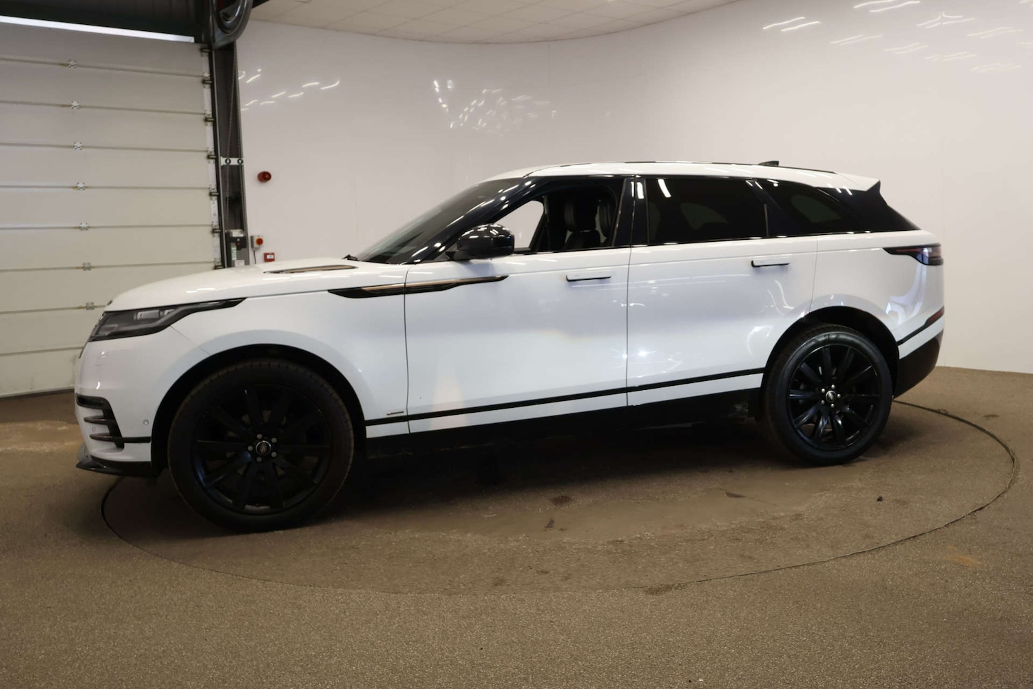 Used Land Rover Range Rover Velar 2018 for sale - 78094489: Photo 21