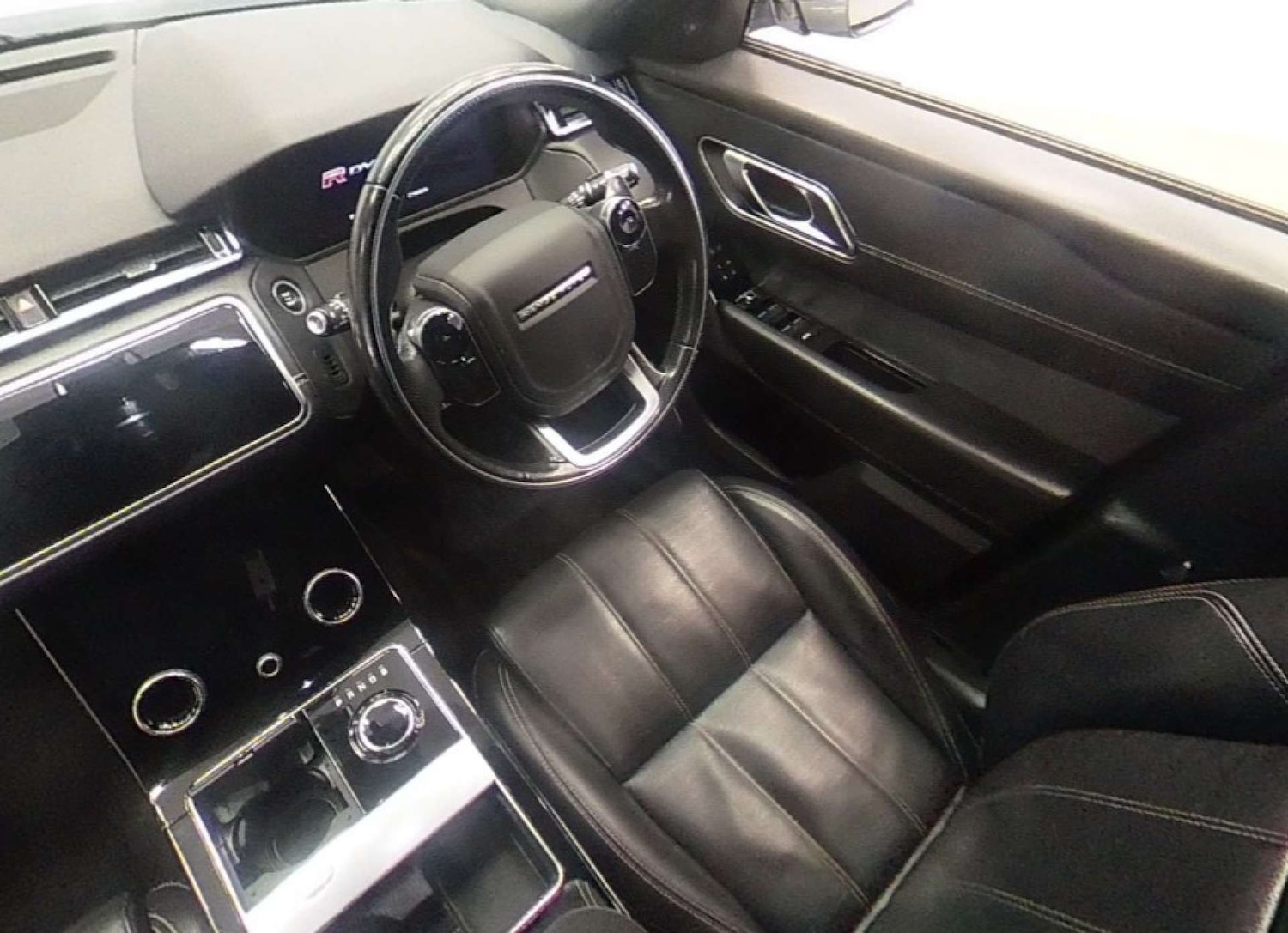 Used Land Rover Range Rover Velar 2018 for sale - 78094489: Photo 4