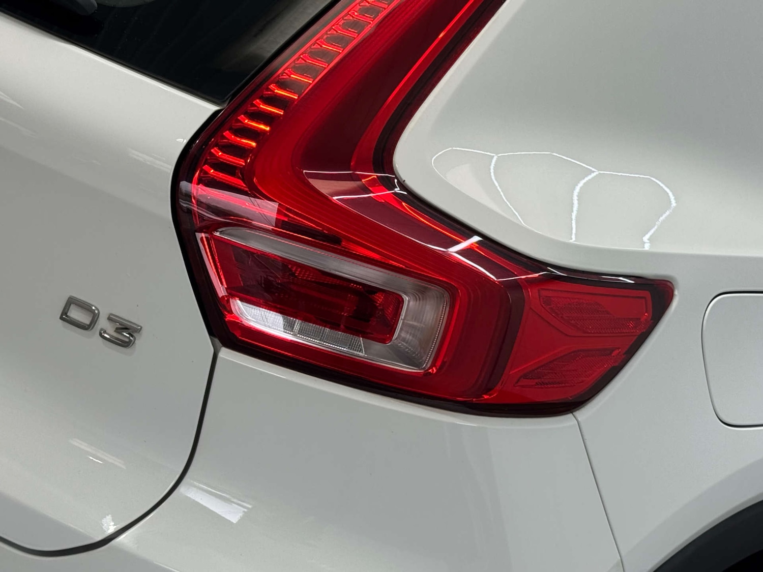 Used Volvo XC40 2019 for sale - 76343755: Photo 42