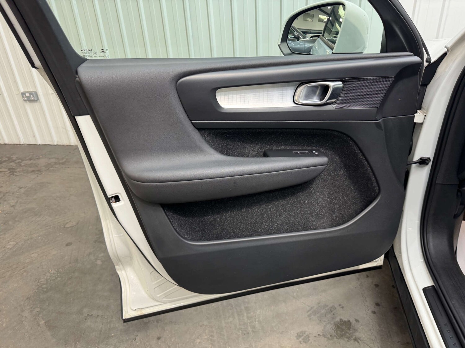 Used Volvo XC40 2019 for sale - 76343755: Photo 58