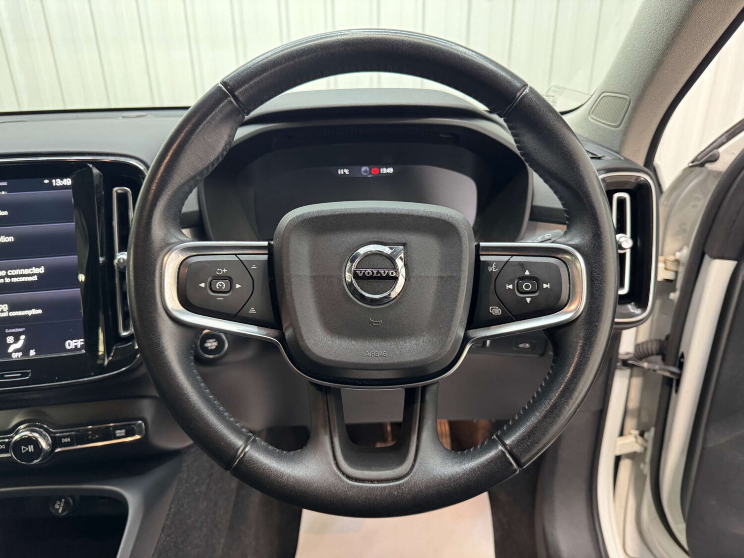Used Volvo XC40 2019 for sale - 76343755: Photo 73