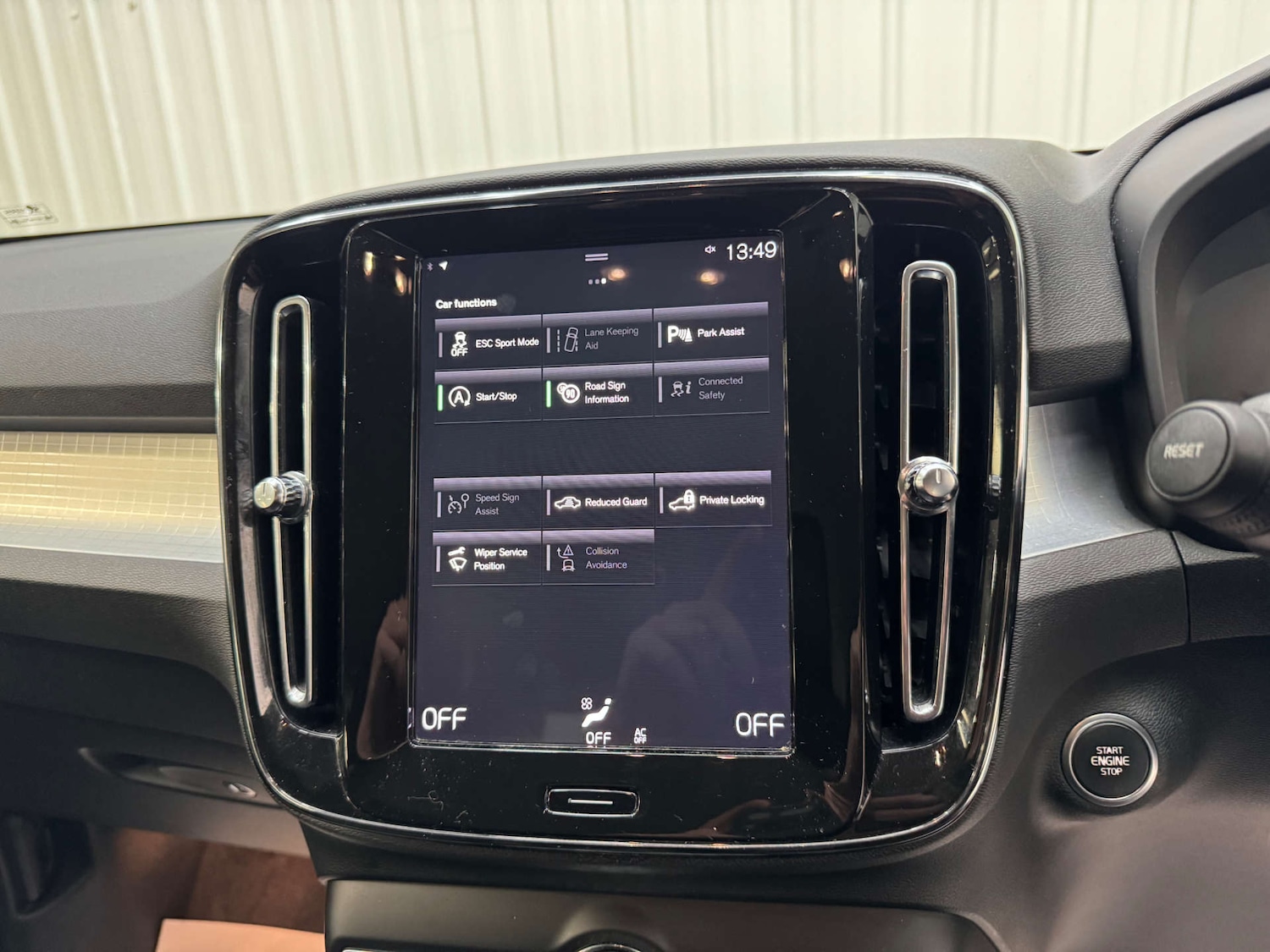 Used Volvo XC40 2019 for sale - 76343755: Photo 84