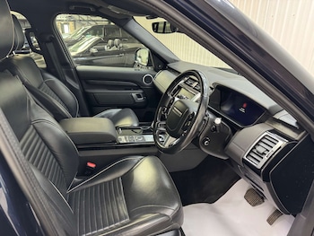 Used Land Rover Discovery 2019 for sale - 76005463: Photo