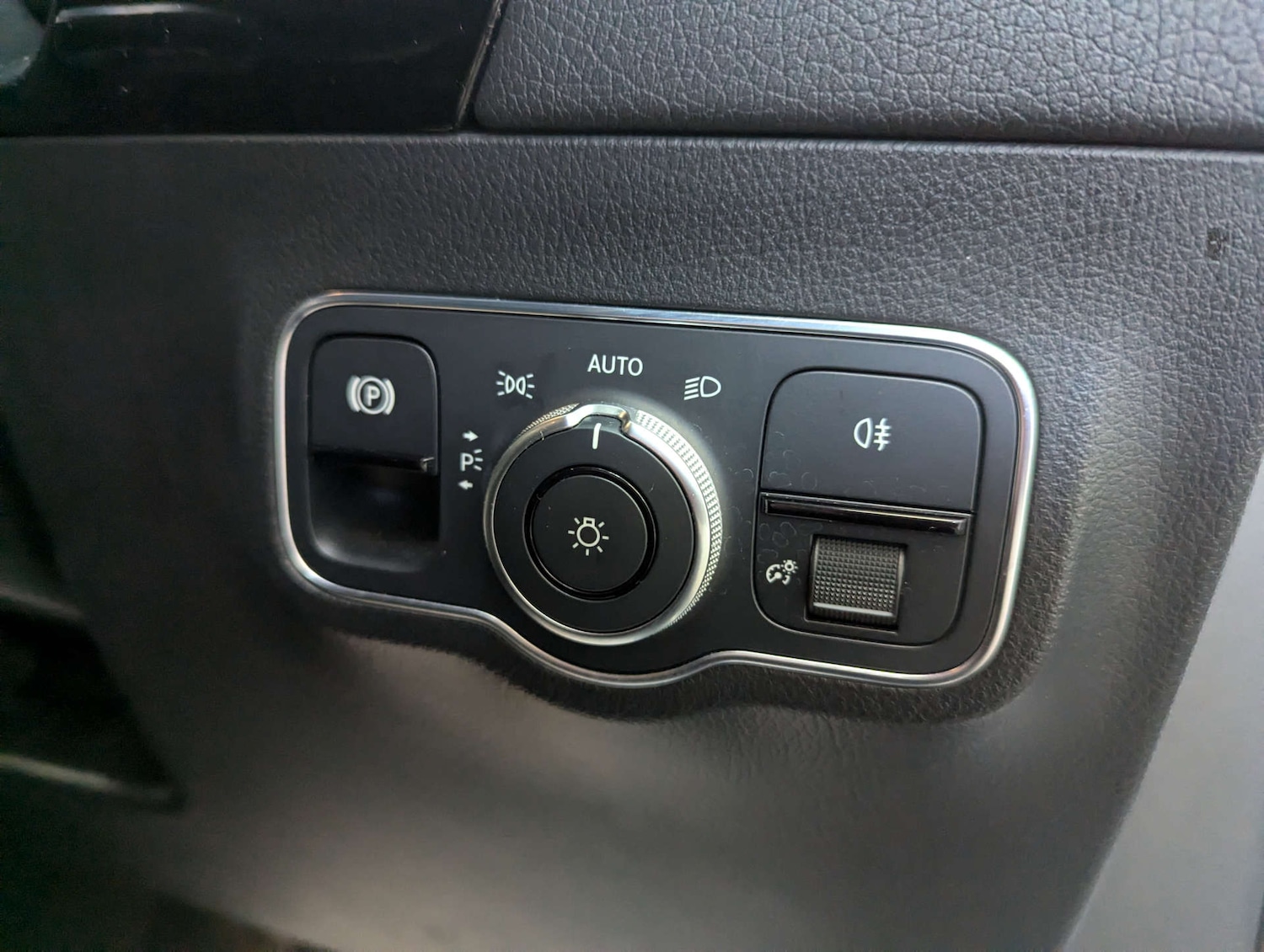 Used Mercedes-Benz GLA 2020 for sale - 77228448: Photo 81