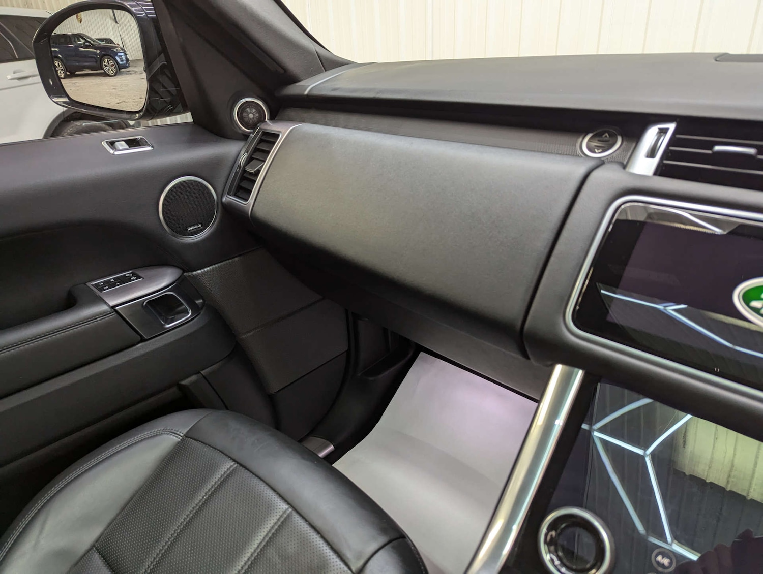 Used Land Rover Range Rover Sport 2018 for sale - 78011941: Photo 84