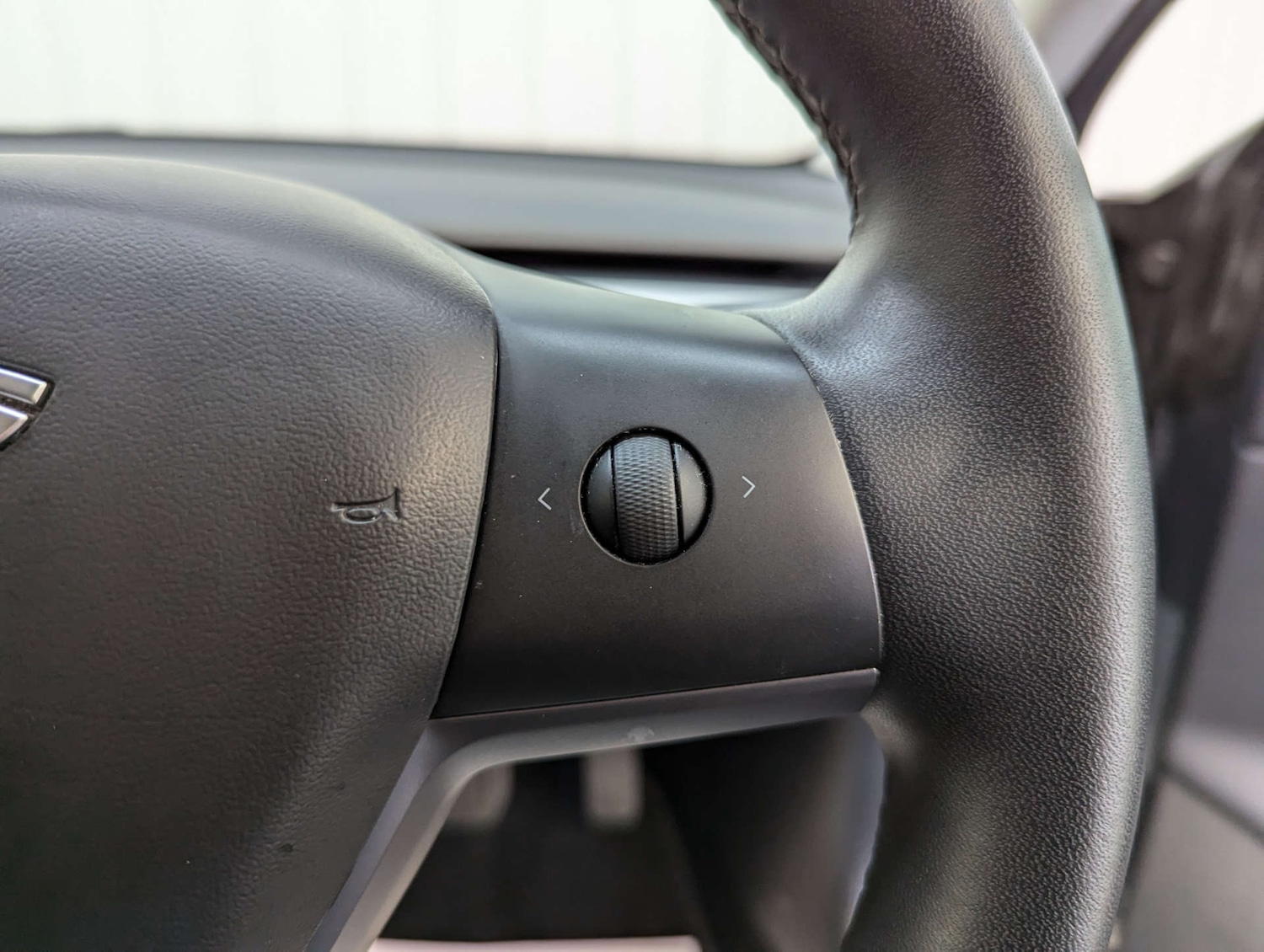 Used Tesla Model 3 2019 for sale - 76493593: Photo 73