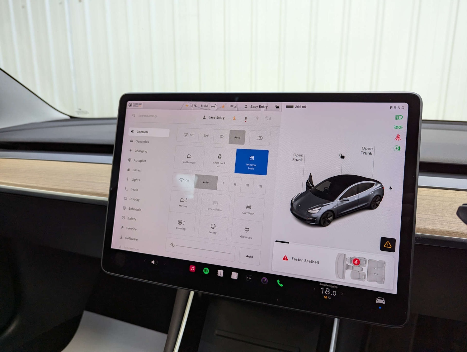 Used Tesla Model 3 2019 for sale - 76493593: Photo 80