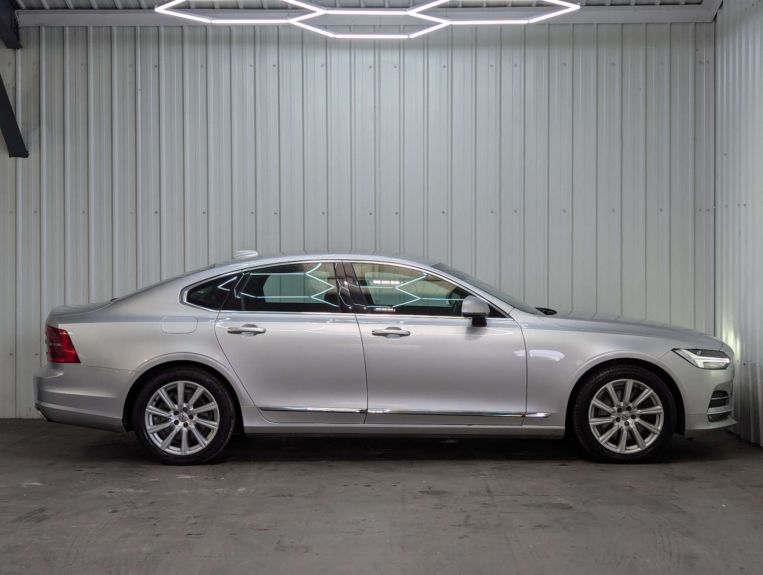 Used Volvo S90 2018 for sale - 76600882: Photo 13