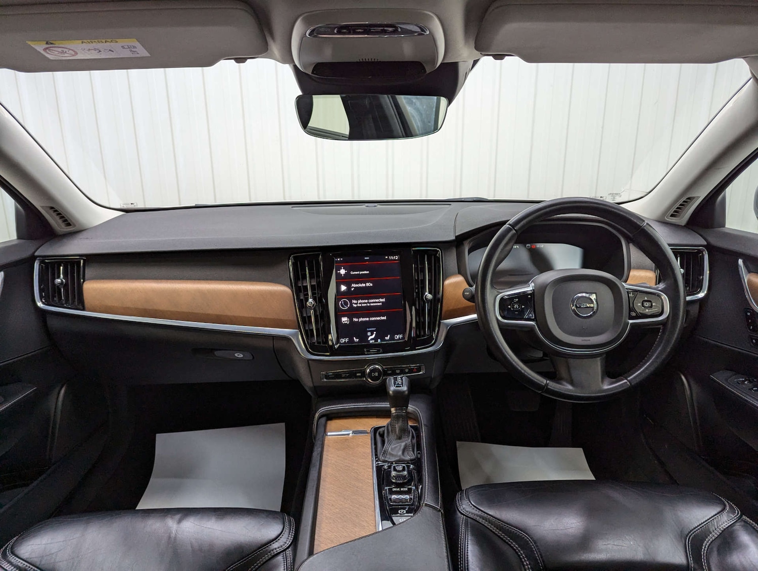 Used Volvo S90 2018 for sale - 76600882: Photo 2