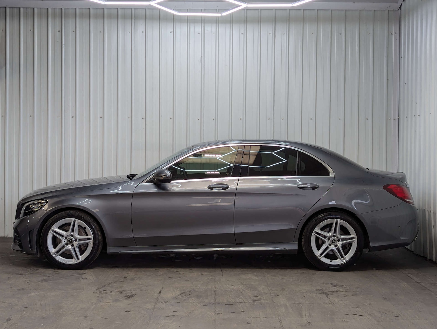 Used Mercedes-Benz C Class 2019 for sale - 77789729: Photo 12