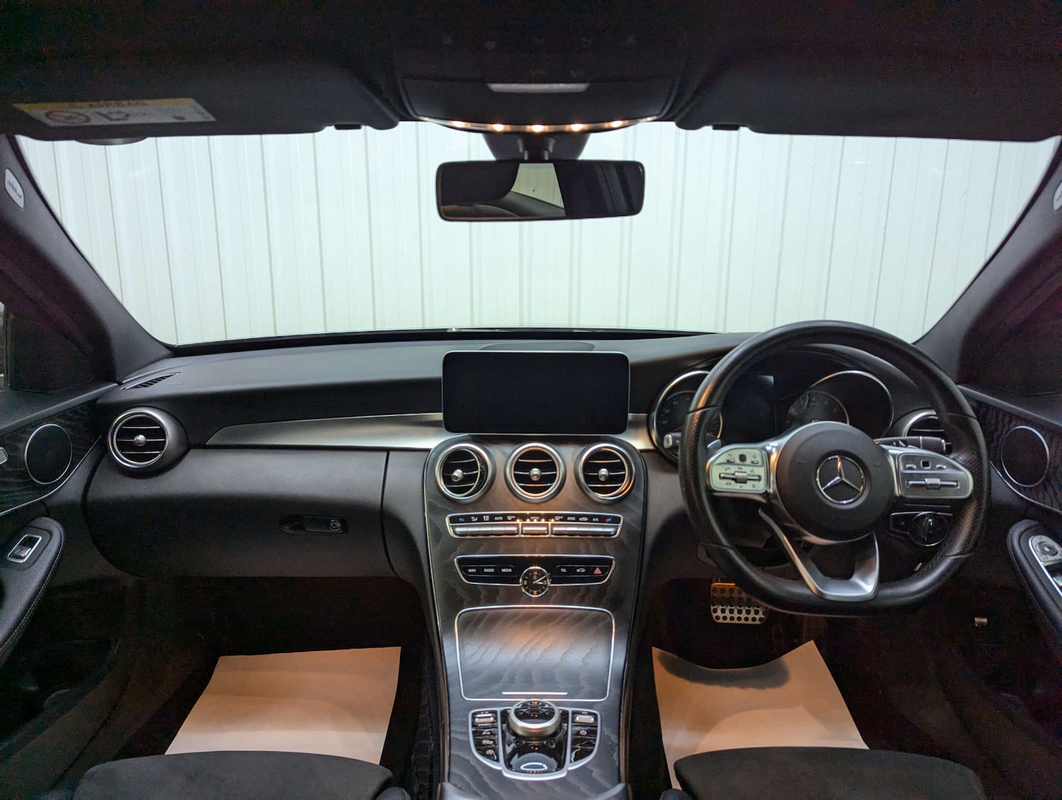 Used Mercedes-Benz C Class 2019 for sale - 77789729: Photo 2