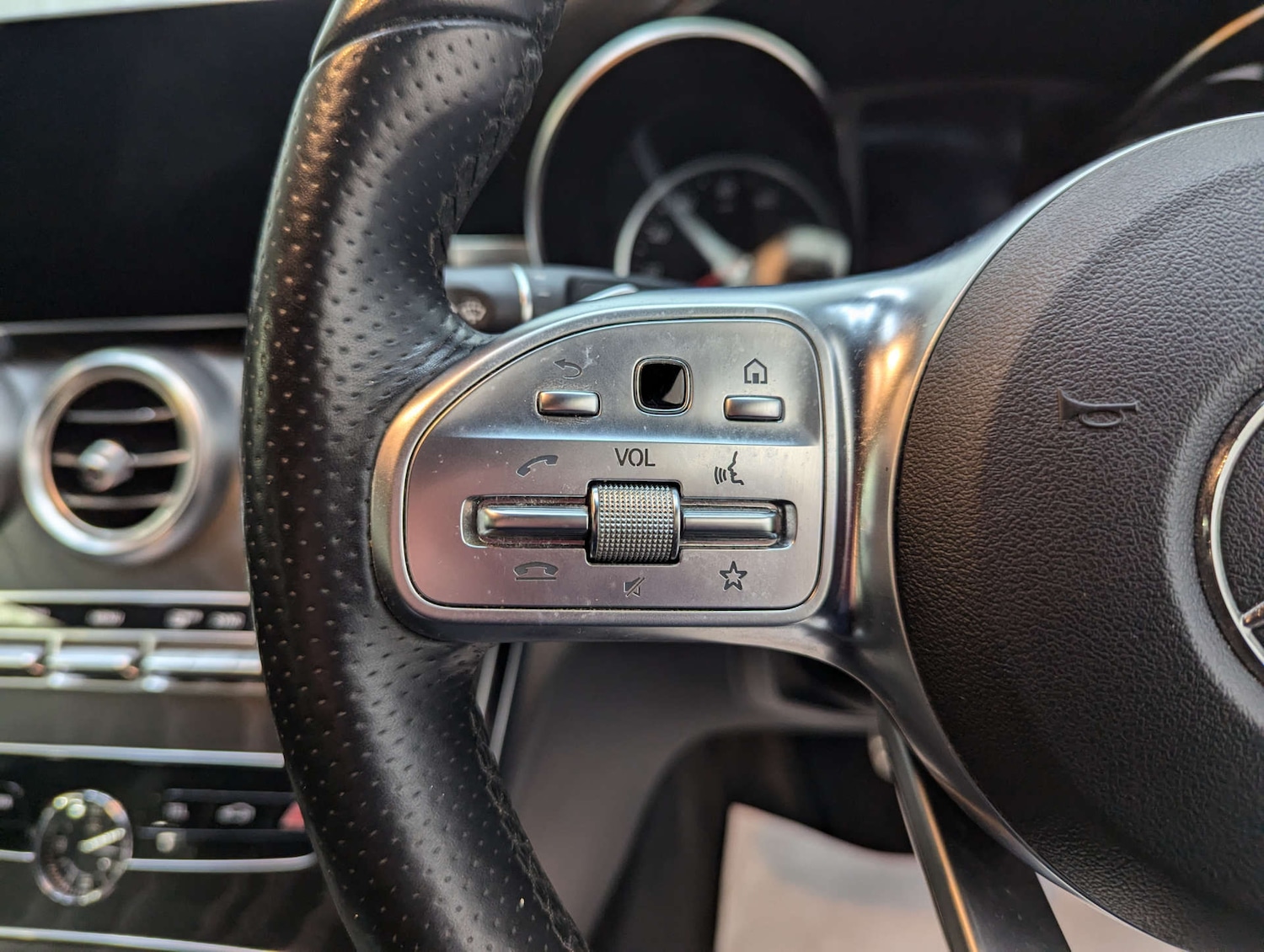 Used Mercedes-Benz C Class 2019 for sale - 77789729: Photo 63