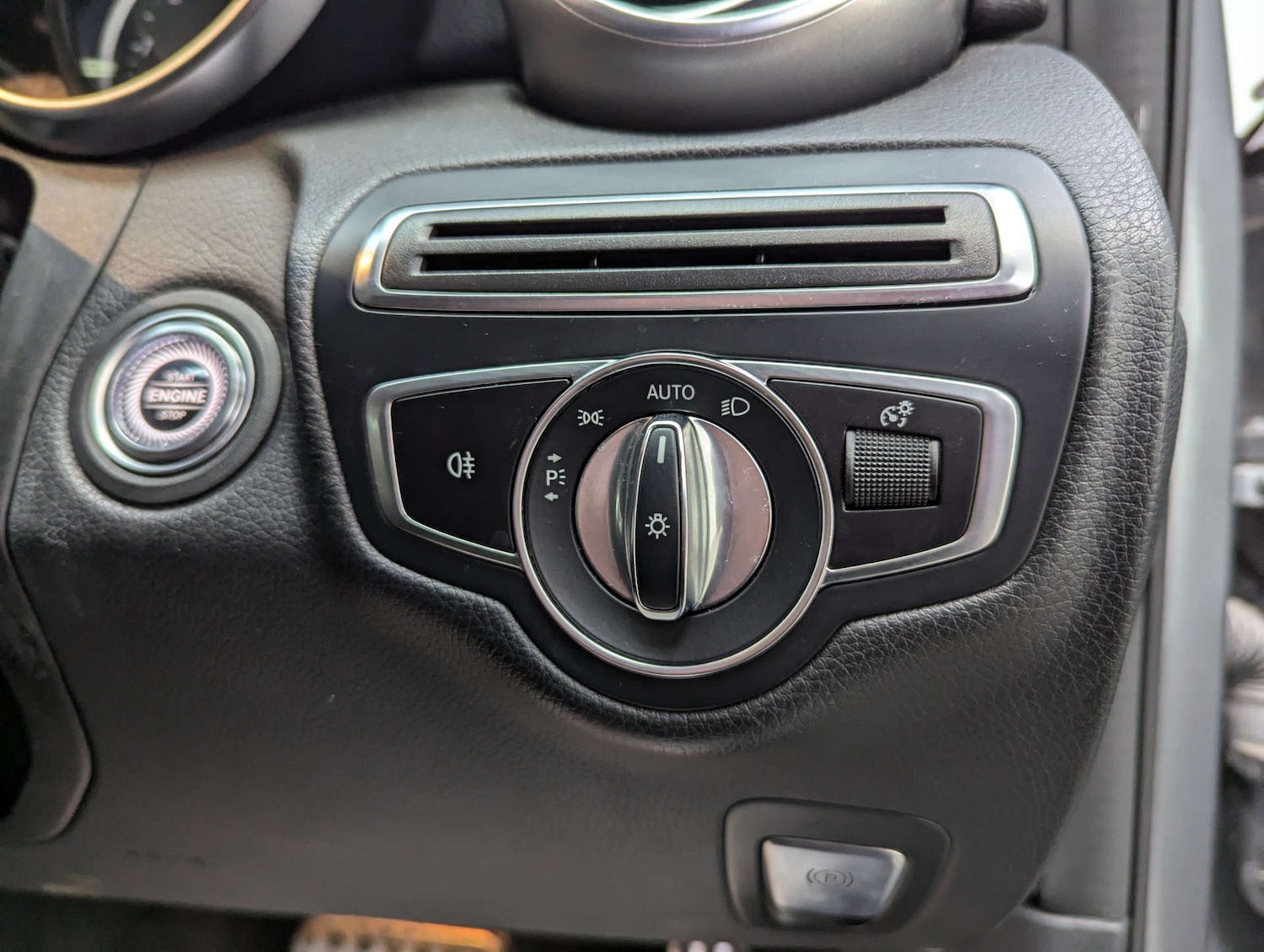 Used Mercedes-Benz C Class 2019 for sale - 77789729: Photo 71