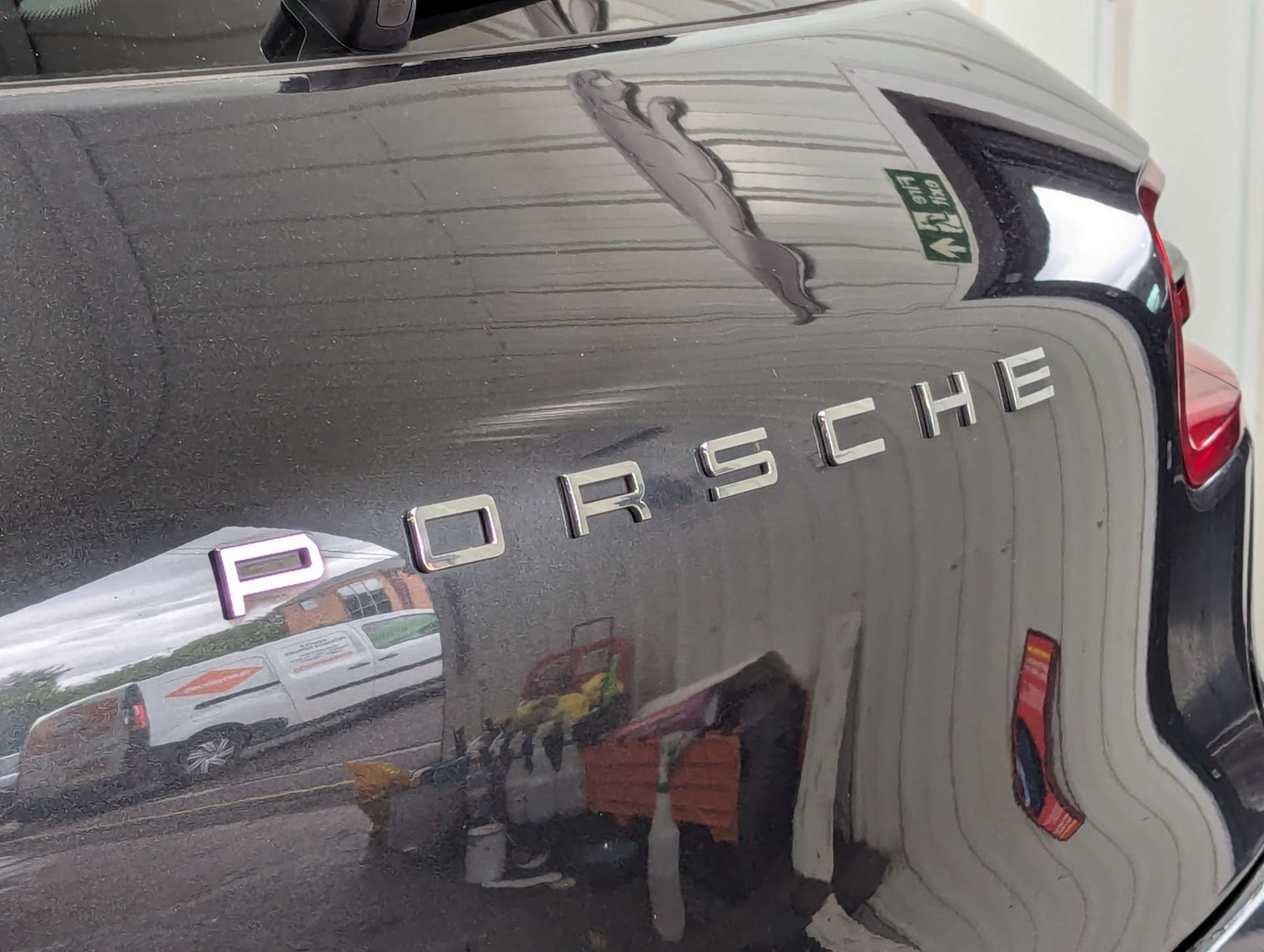 Used Porsche Macan 2016 for sale - 76005381: Photo 38