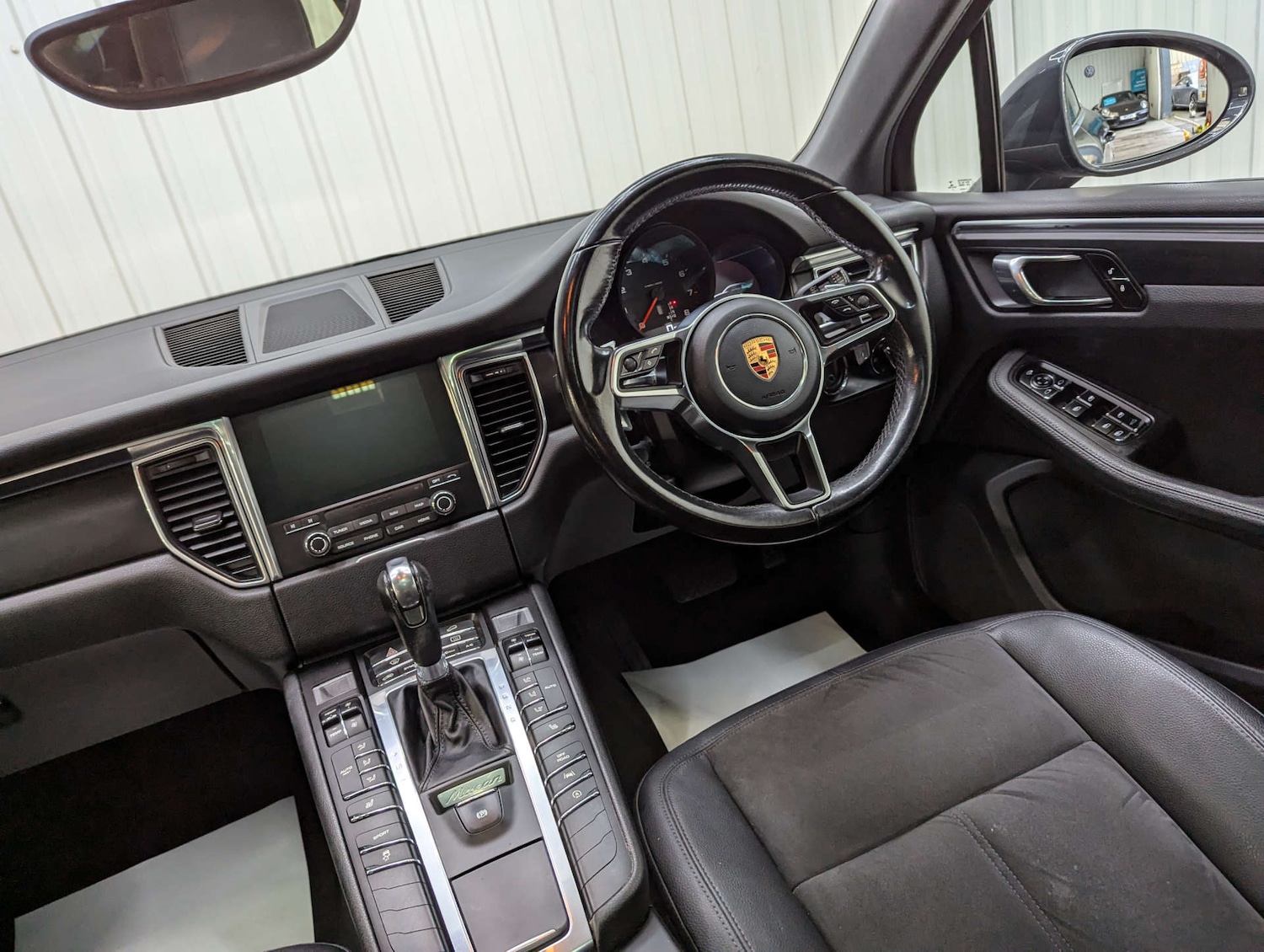 Used Porsche Macan 2016 for sale - 76005381: Photo 47