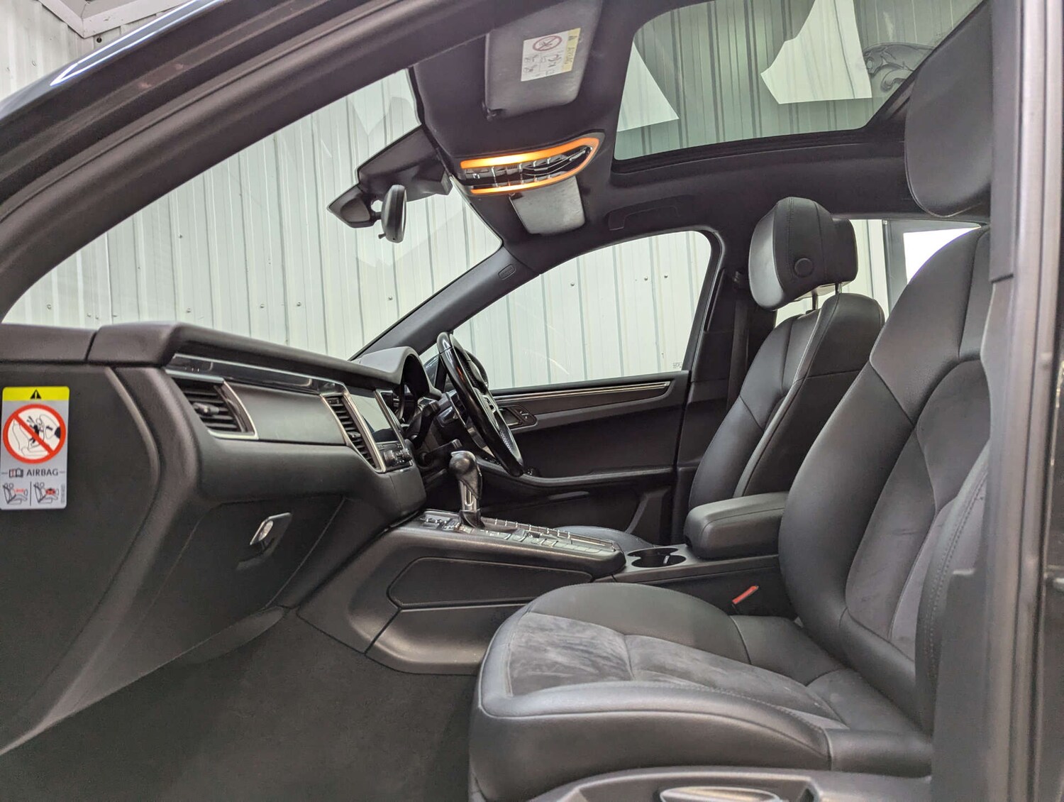 Used Porsche Macan 2016 for sale - 76005381: Photo 58