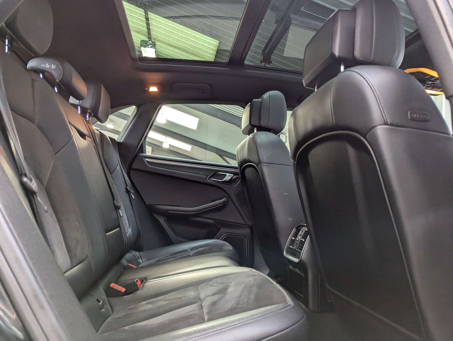 Used Porsche Macan 2016 for sale - 76005381: Photo 63